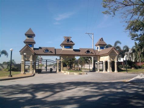 barangay pilar village